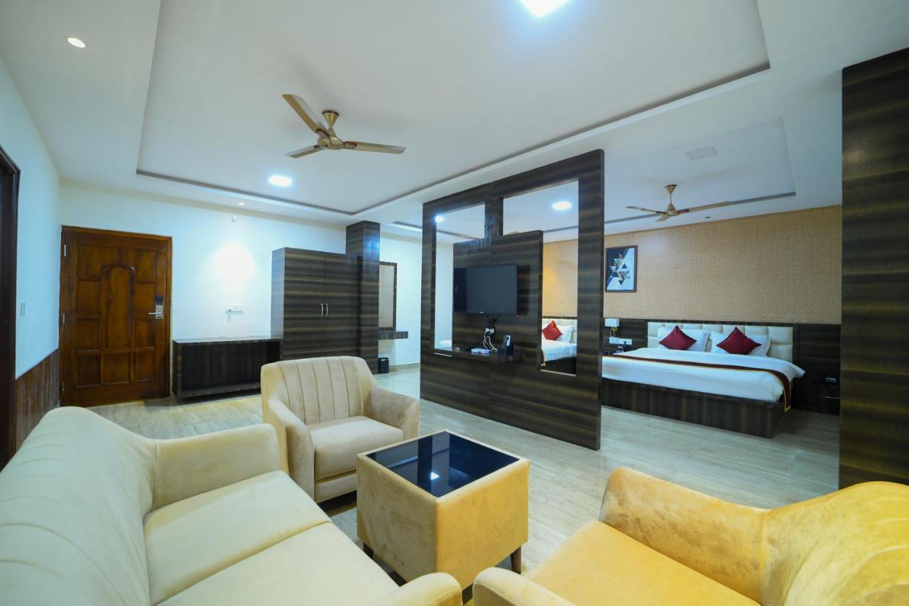 Hotel Cn Windsor Chikmagaluru Exterior foto