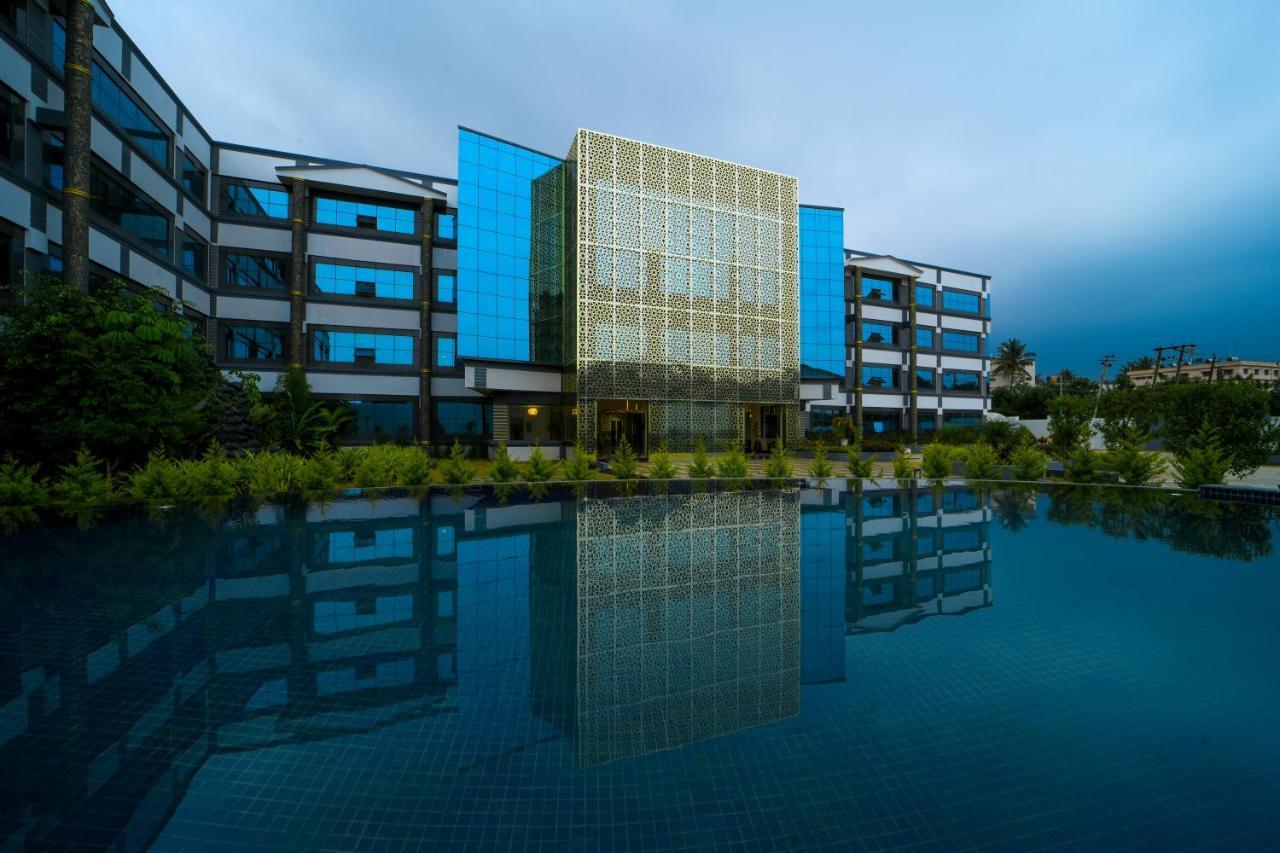 Hotel Cn Windsor Chikmagaluru Exterior foto