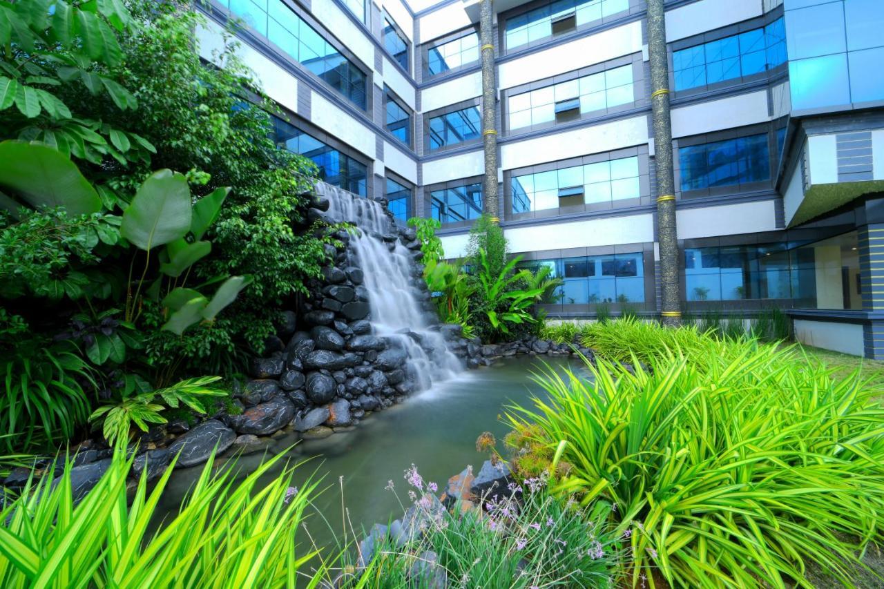 Hotel Cn Windsor Chikmagaluru Exterior foto