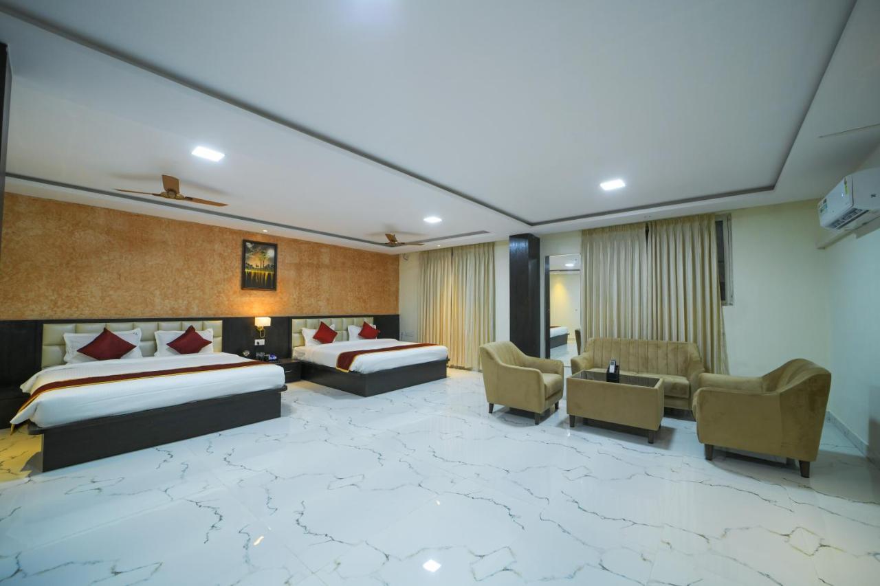 Hotel Cn Windsor Chikmagaluru Exterior foto