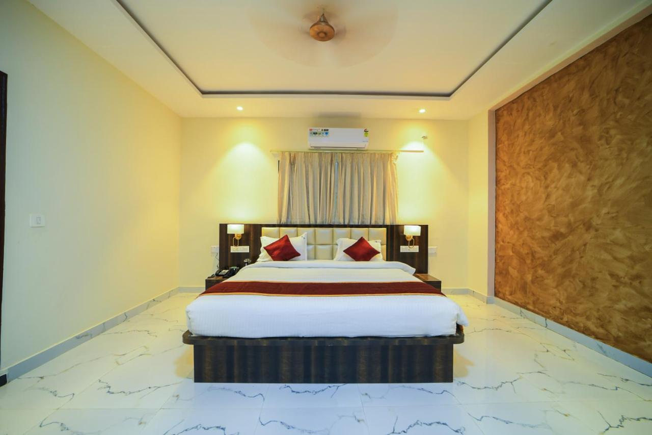 Hotel Cn Windsor Chikmagaluru Exterior foto