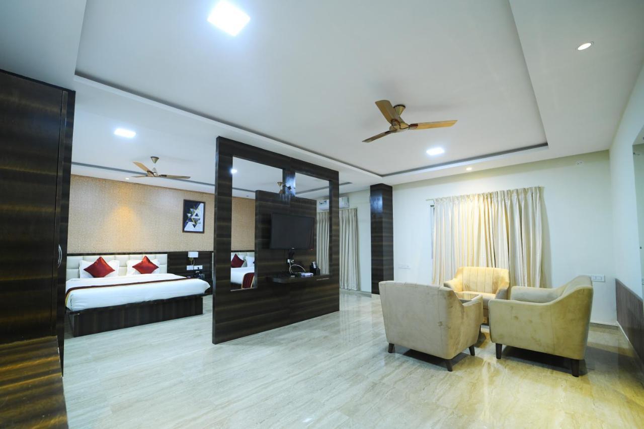 Hotel Cn Windsor Chikmagaluru Exterior foto