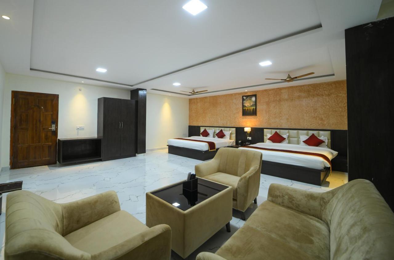 Hotel Cn Windsor Chikmagaluru Exterior foto