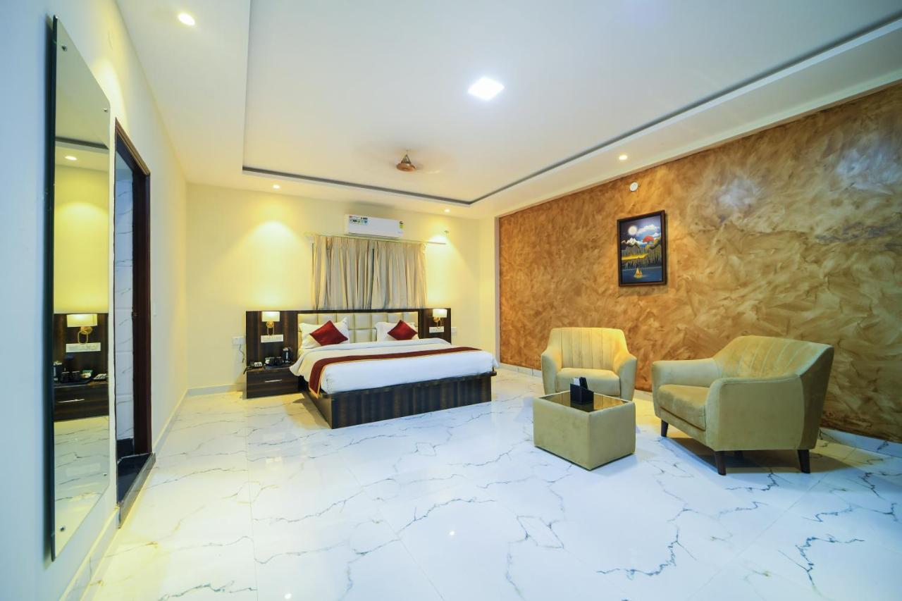 Hotel Cn Windsor Chikmagaluru Exterior foto